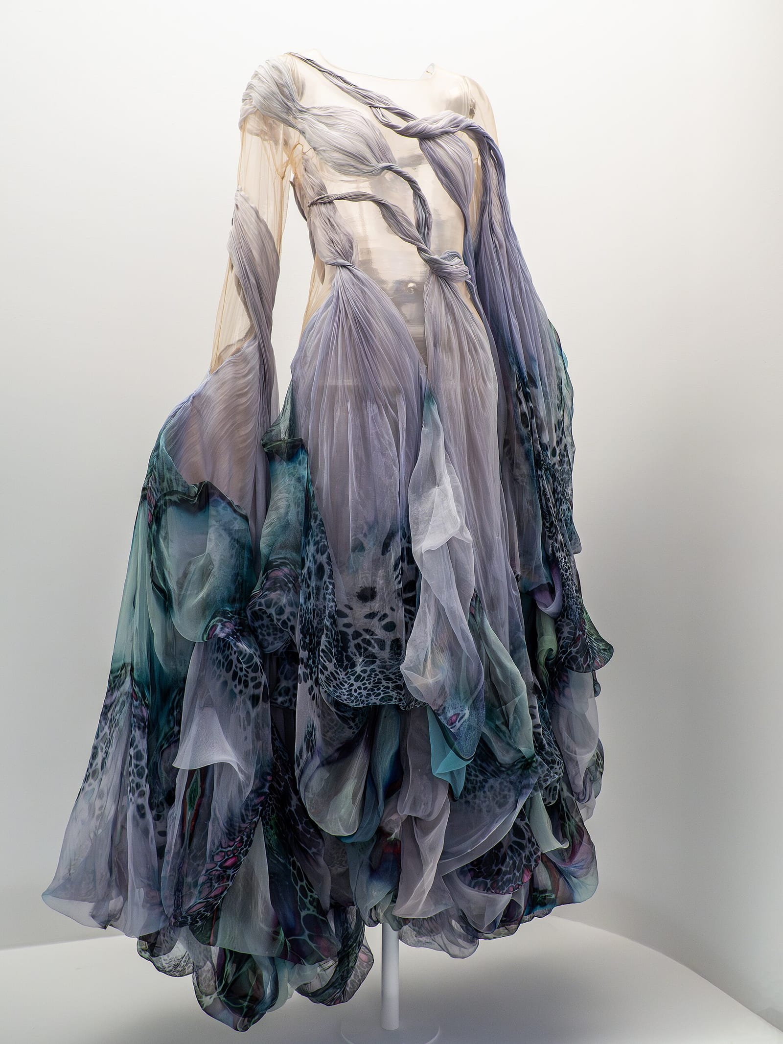 Iris van Herpen's Couture, Including a 'Living' Algae Dress