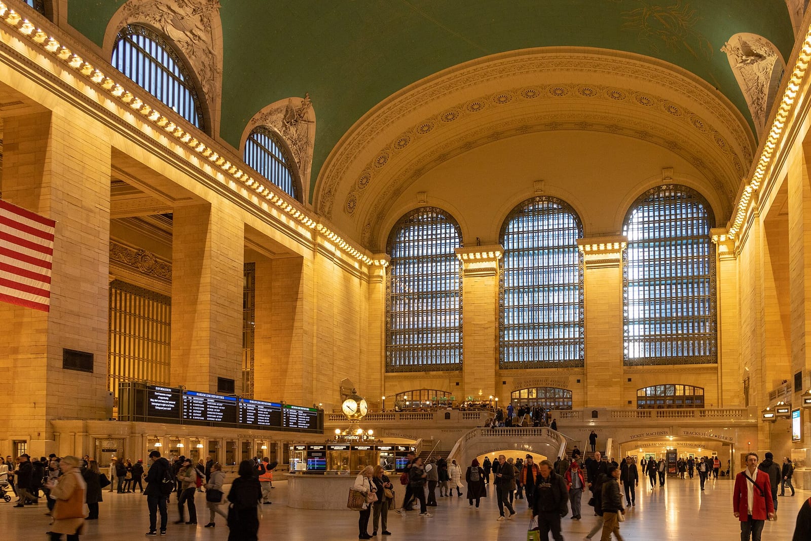 LIRR Shatters Post-Pandemic Ridership Record as Grand Central Madison Surges