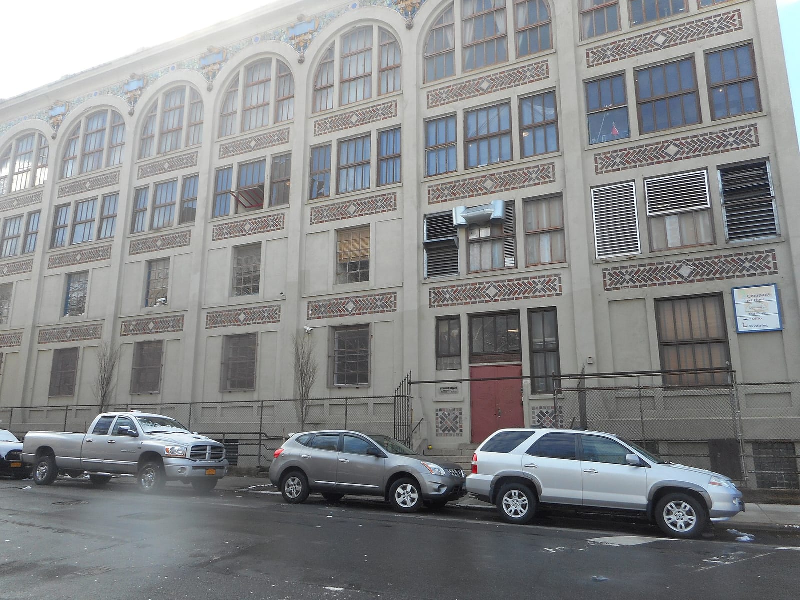 NYC Schools Go Phone-Free as Statewide Bell-to-Bell Ban Lands